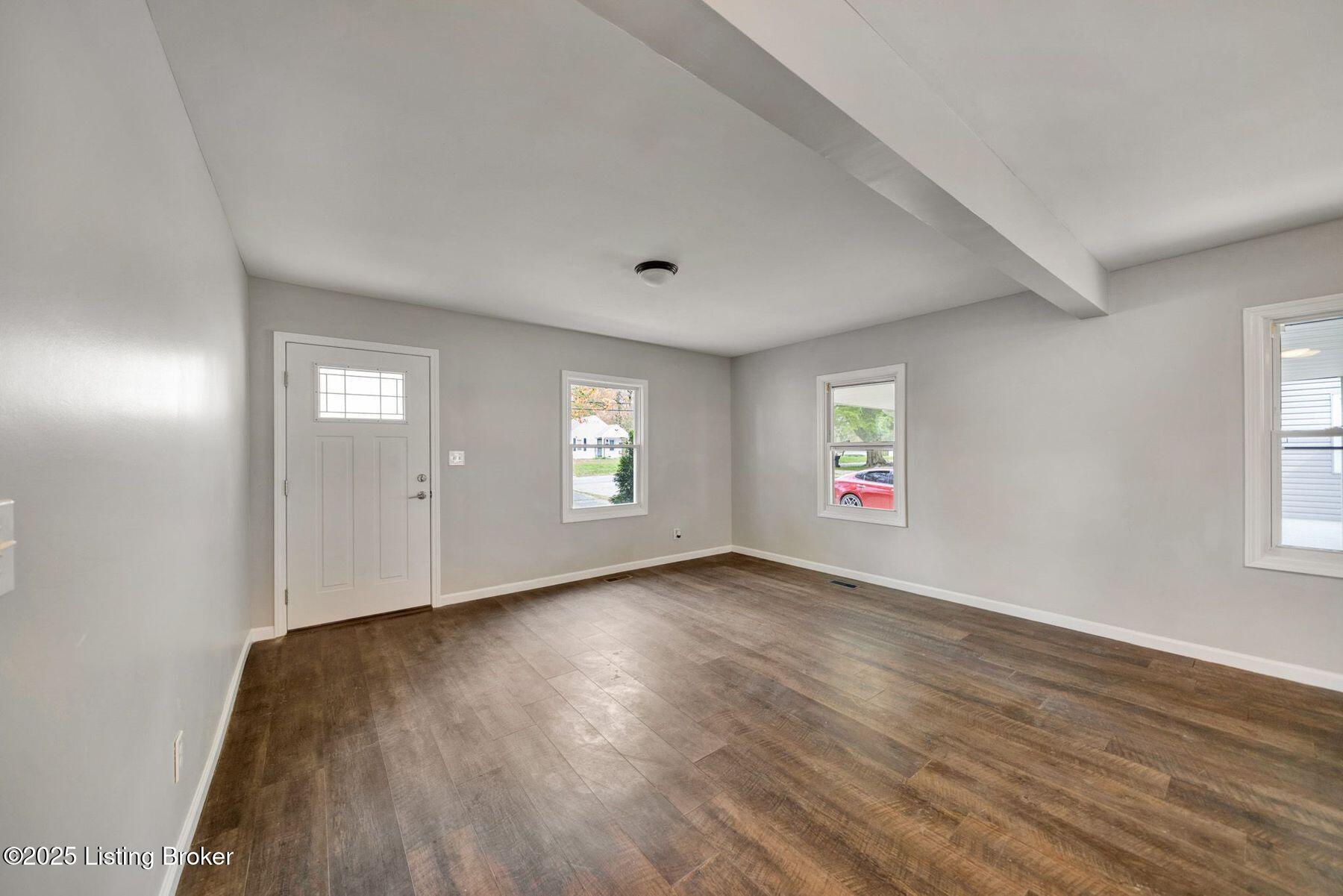 4423 Savage Dr, Louisville, Kentucky image 7