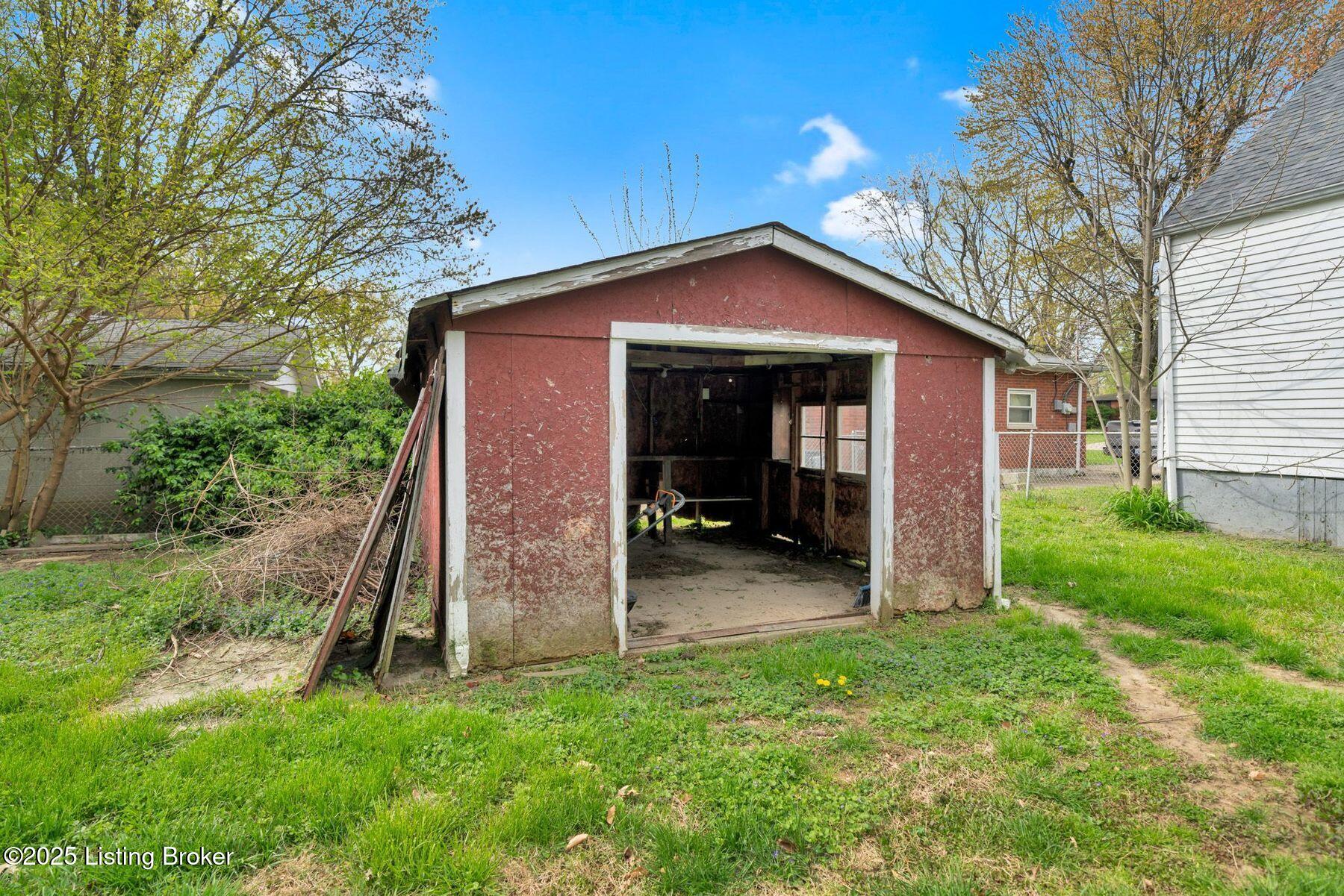 4423 Savage Dr, Louisville, Kentucky image 33