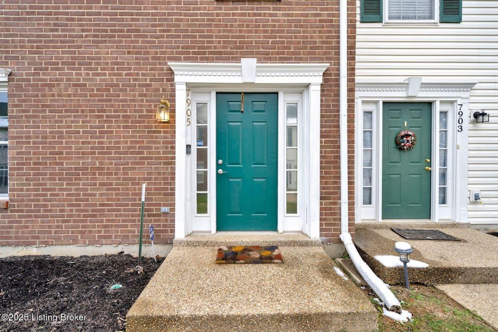 Photo of 7905 Jade Green Way, Louisville, KY 40291 (MLS # 1704678)