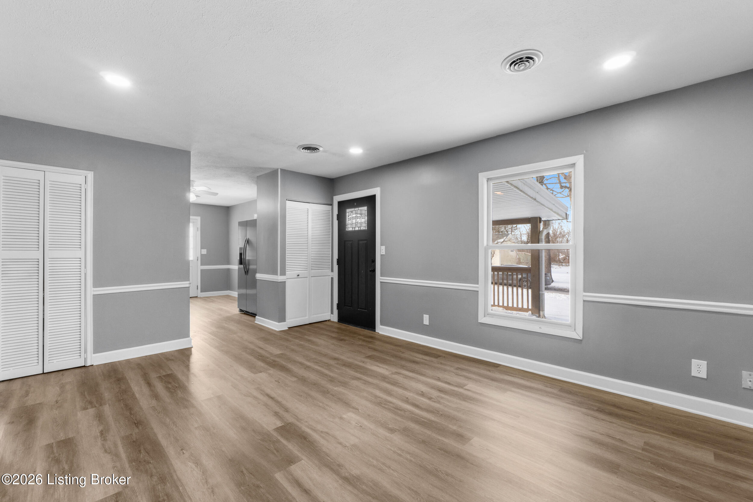 6108 Potts Ln