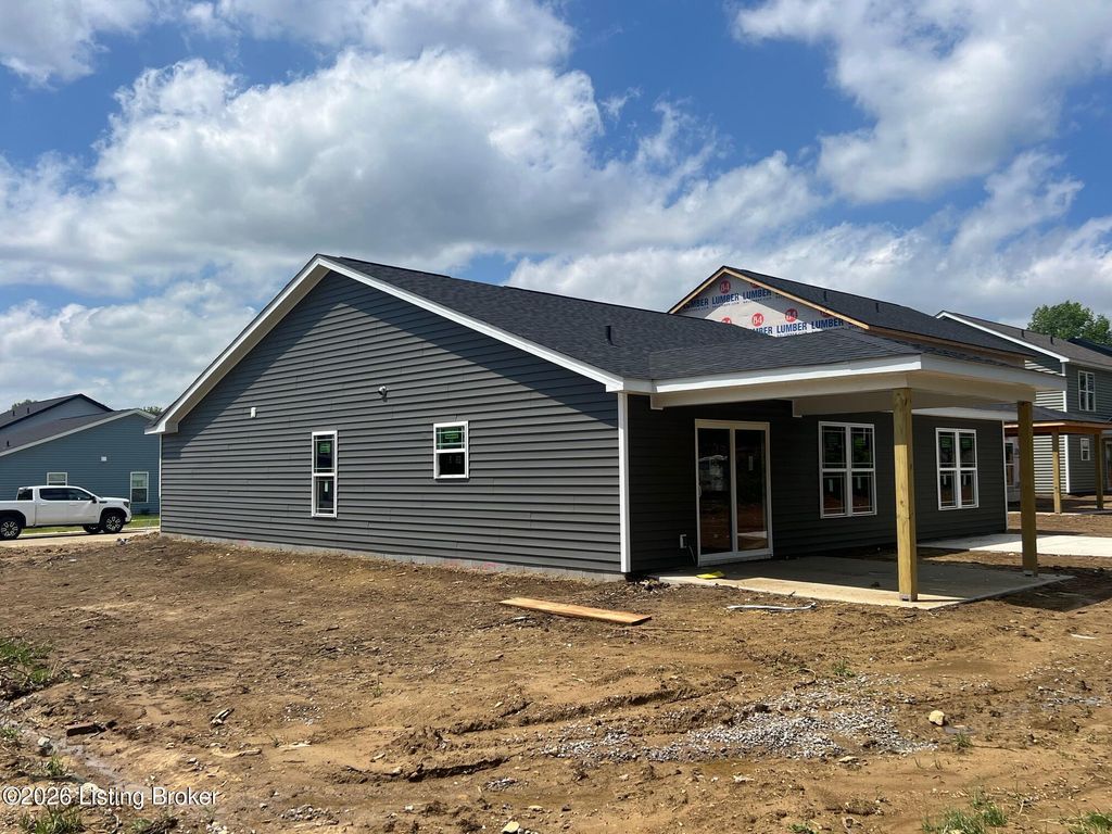 Photo of 7219 Jacks Landing Lndg, Louisville, KY 40291 (MLS # 1715224)