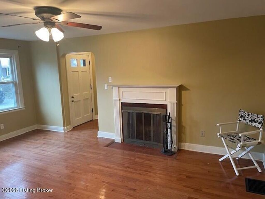 Photo of 826 Fountain Ave, Louisville, KY 40222 (MLS # 1709815)