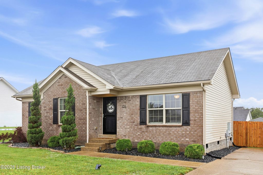 Photo of 126 Crossfield Dr, Mt Washington, KY 40047 (MLS # 1723222)