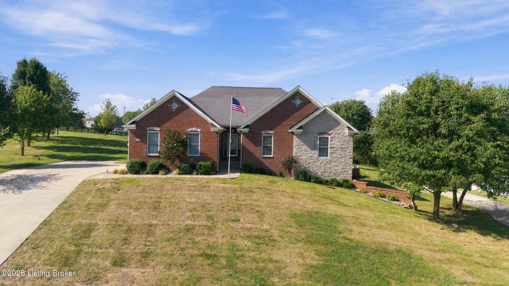 Photo of 108 Maddox Ave, Taylorsville, KY 40071 (MLS # 1729336)