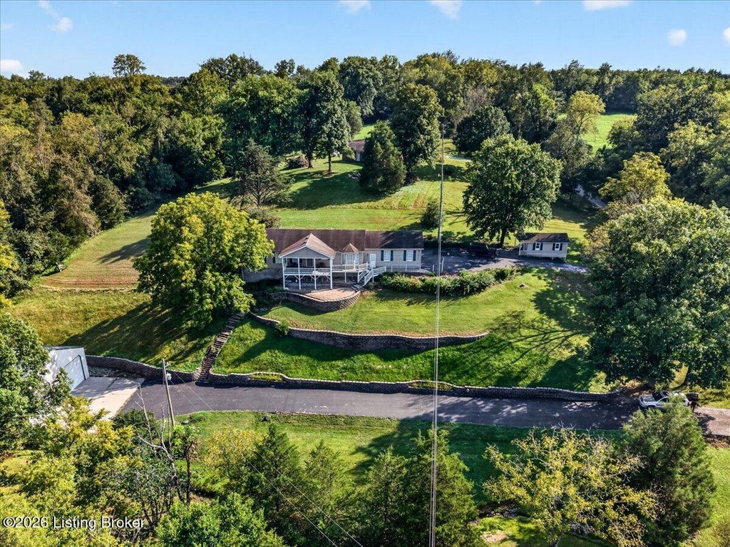 Photo of 31 Connie Ln, Taylorsville, KY 40071 (MLS # 1727756)