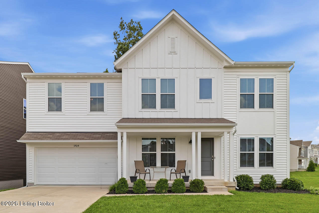 Photo 1 of 55 — 1924 Martingale Ln, Louisville, KY 40245