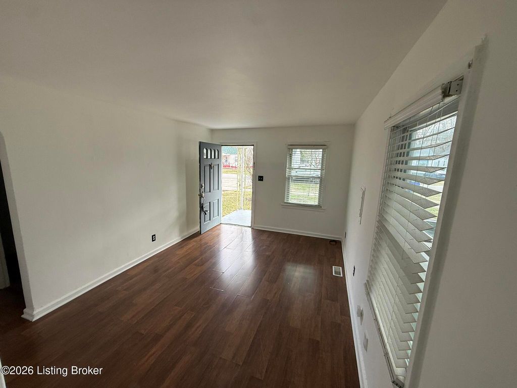 Photo of 609 Inverness Ave, Louisville, KY 40214 (MLS # 1707324)