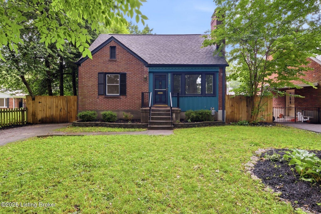 Photo of 3343 Dayton Ave, Louisville, KY 40207 (MLS # 1721856)