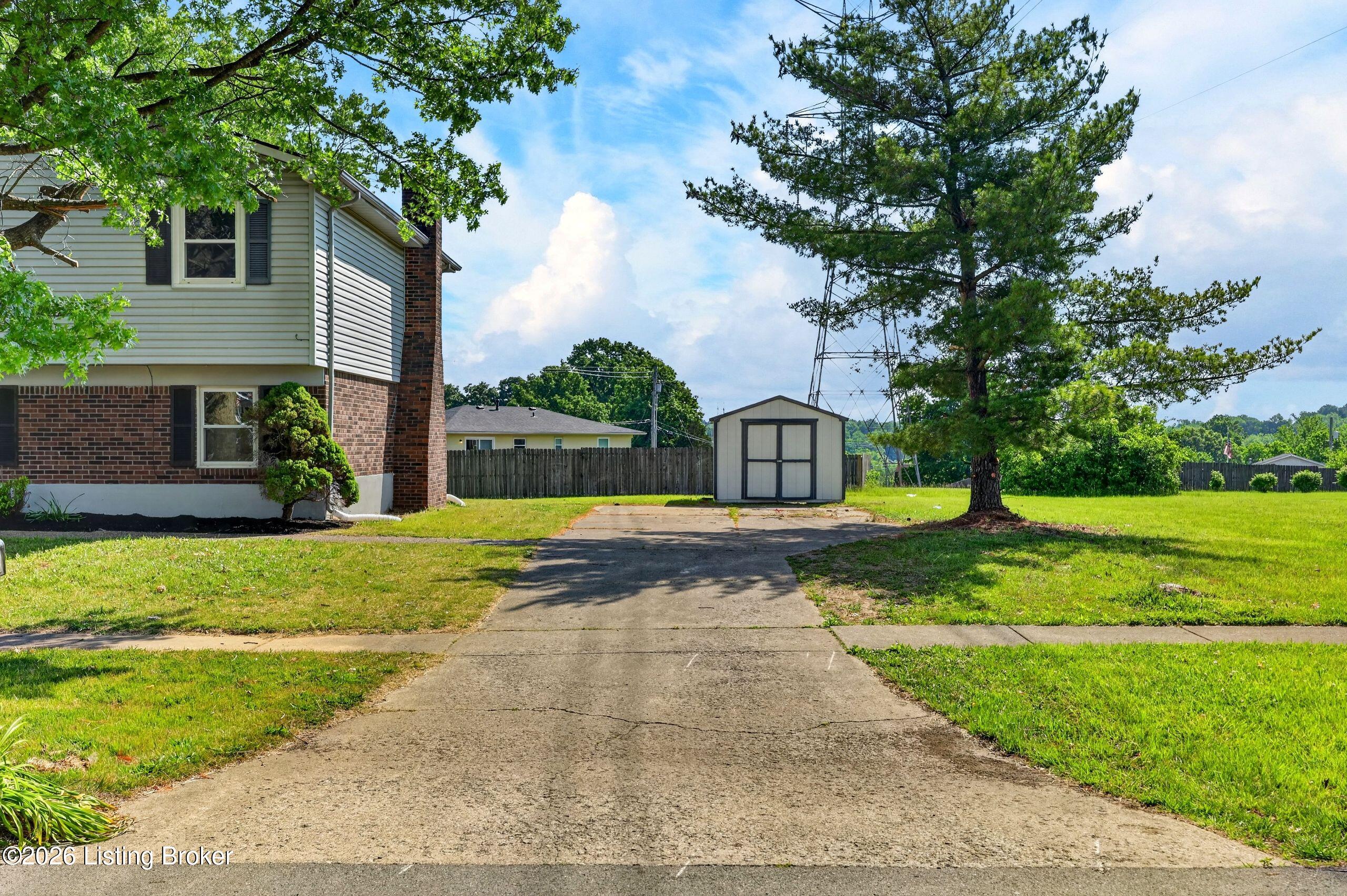 4407 Chenwood Ln
