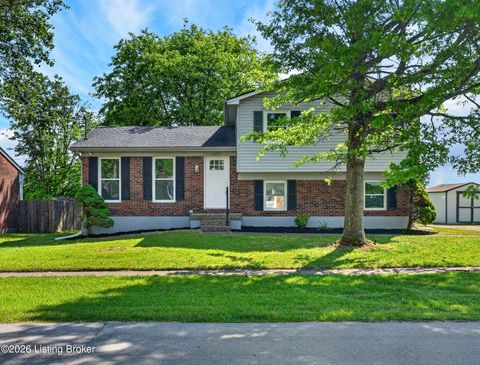 4407 Chenwood Ln Louisville KY 40299