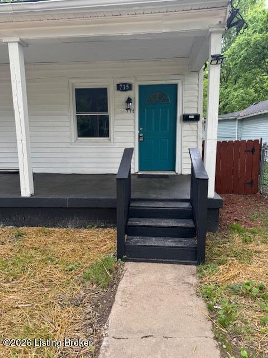 Photo of 715 W Evelyn Ave, Louisville, KY 40215 (MLS # 1709953)