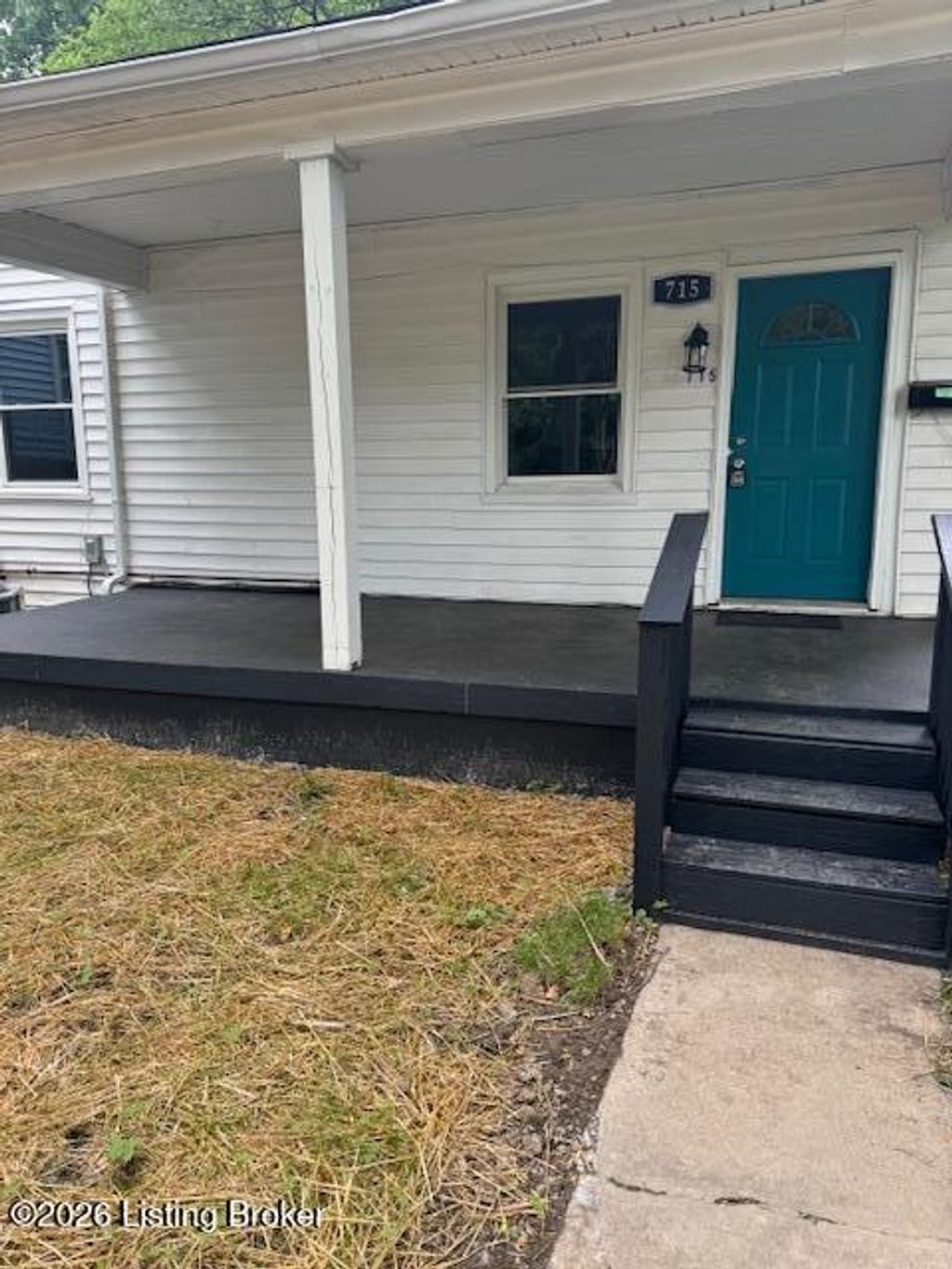 Photo of 715 W Evelyn Ave, Louisville, KY 40215 (MLS # 1709953)