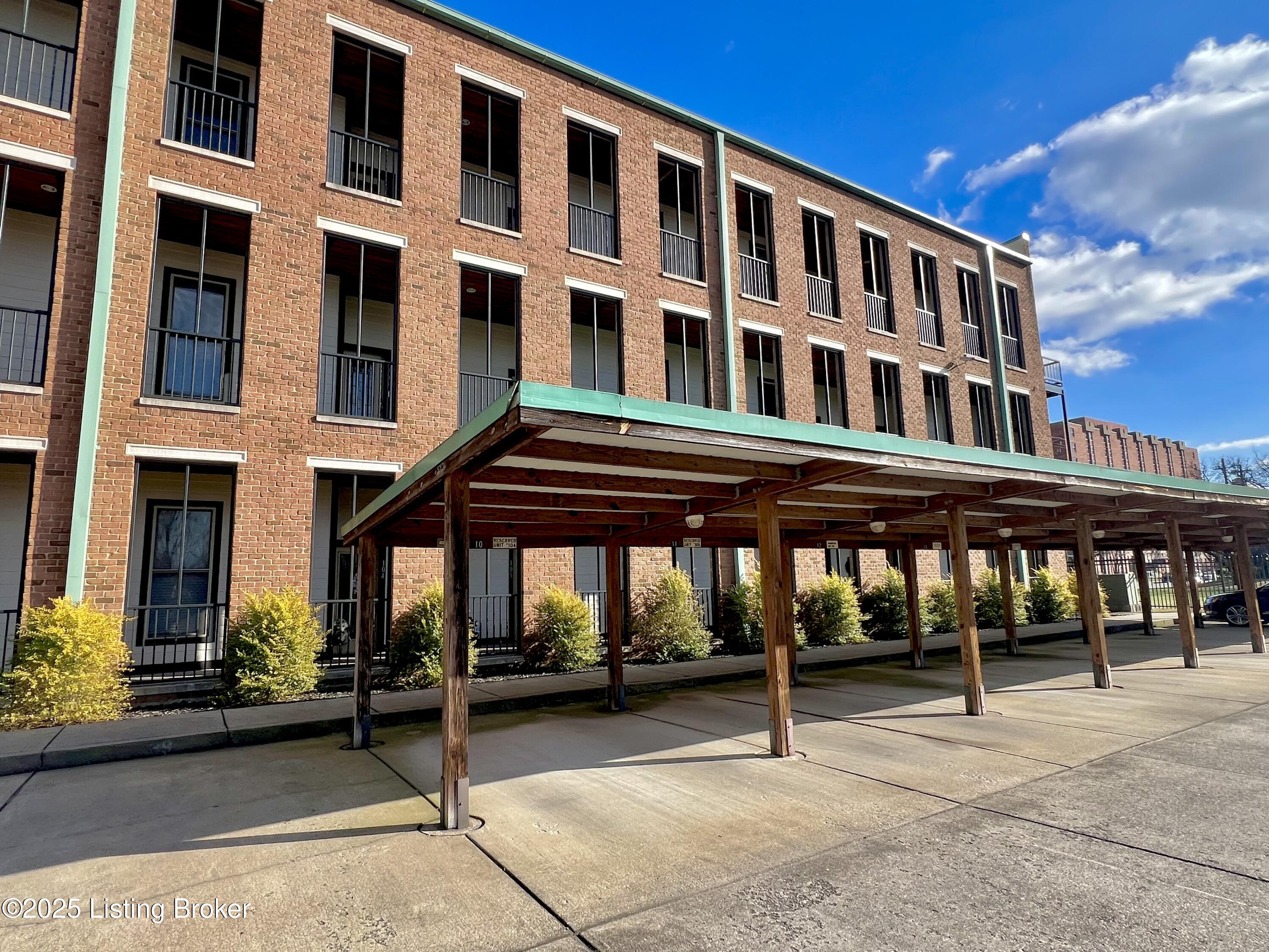 900 S Fifth St #202, Louisville, Kentucky image 6
