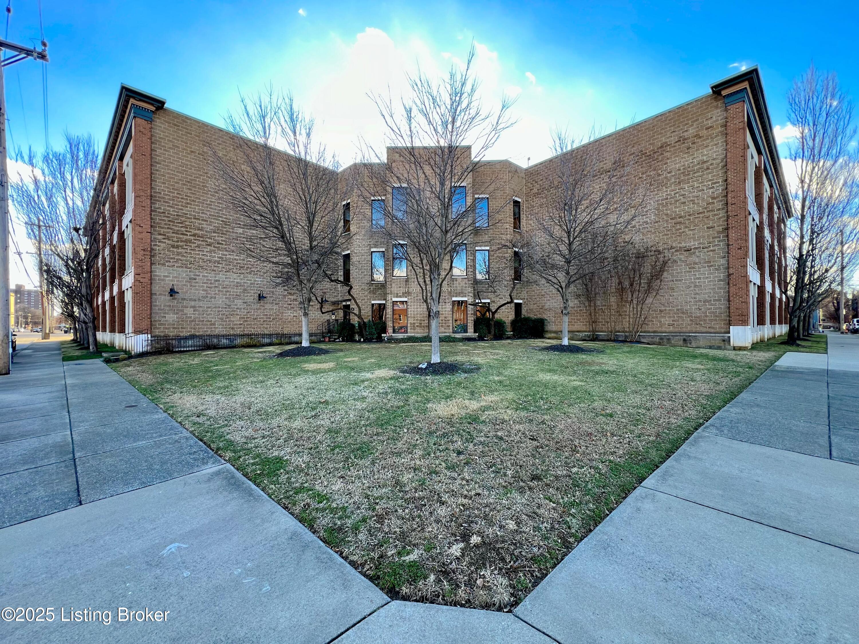 900 S Fifth St #202, Louisville, Kentucky image 3