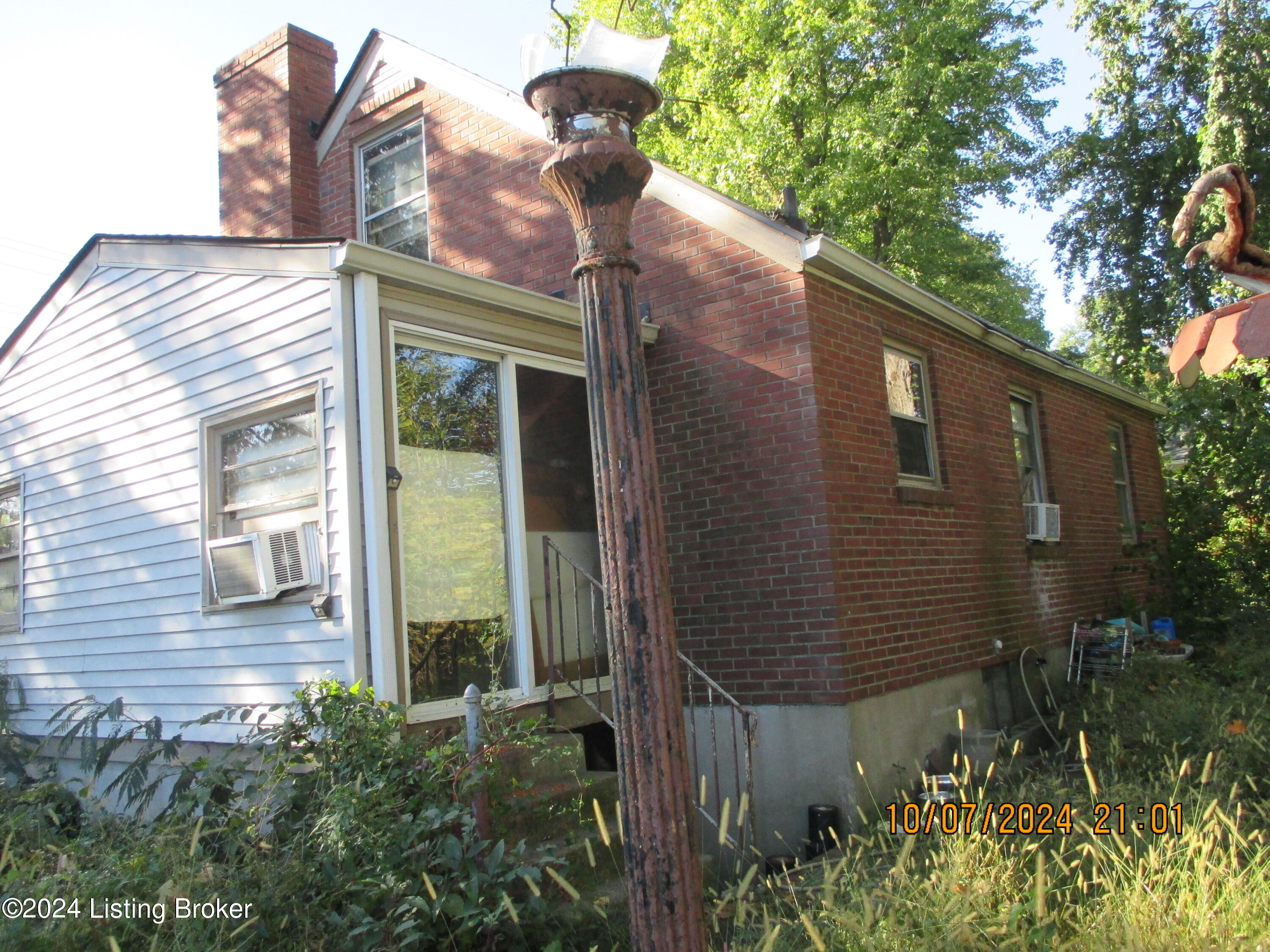 2145 Goldsmith Ln, Louisville, Kentucky image 4