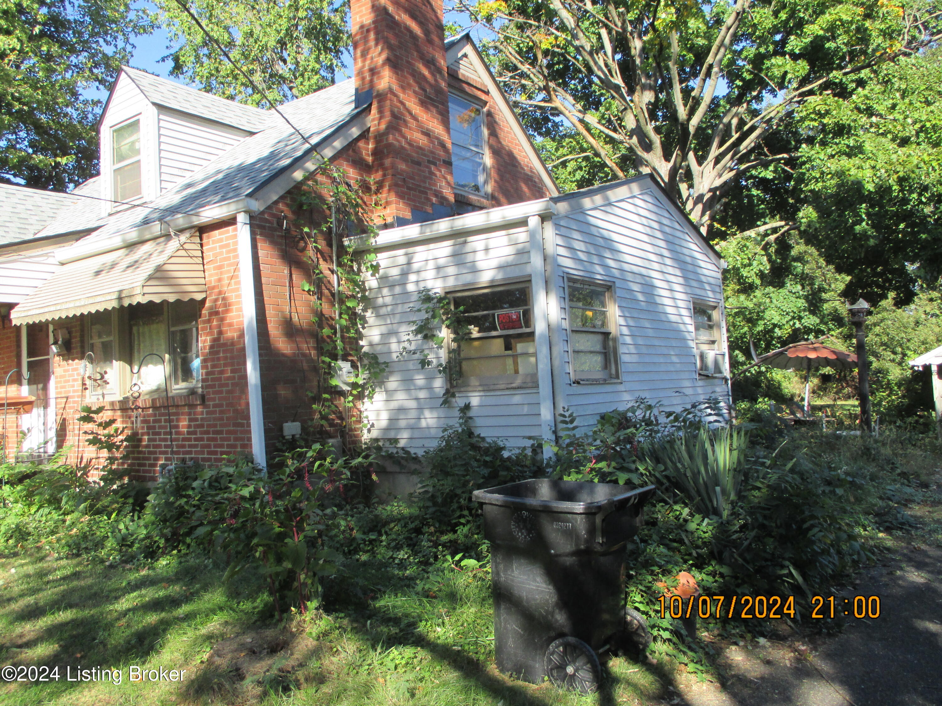 2145 Goldsmith Ln, Louisville, Kentucky image 2