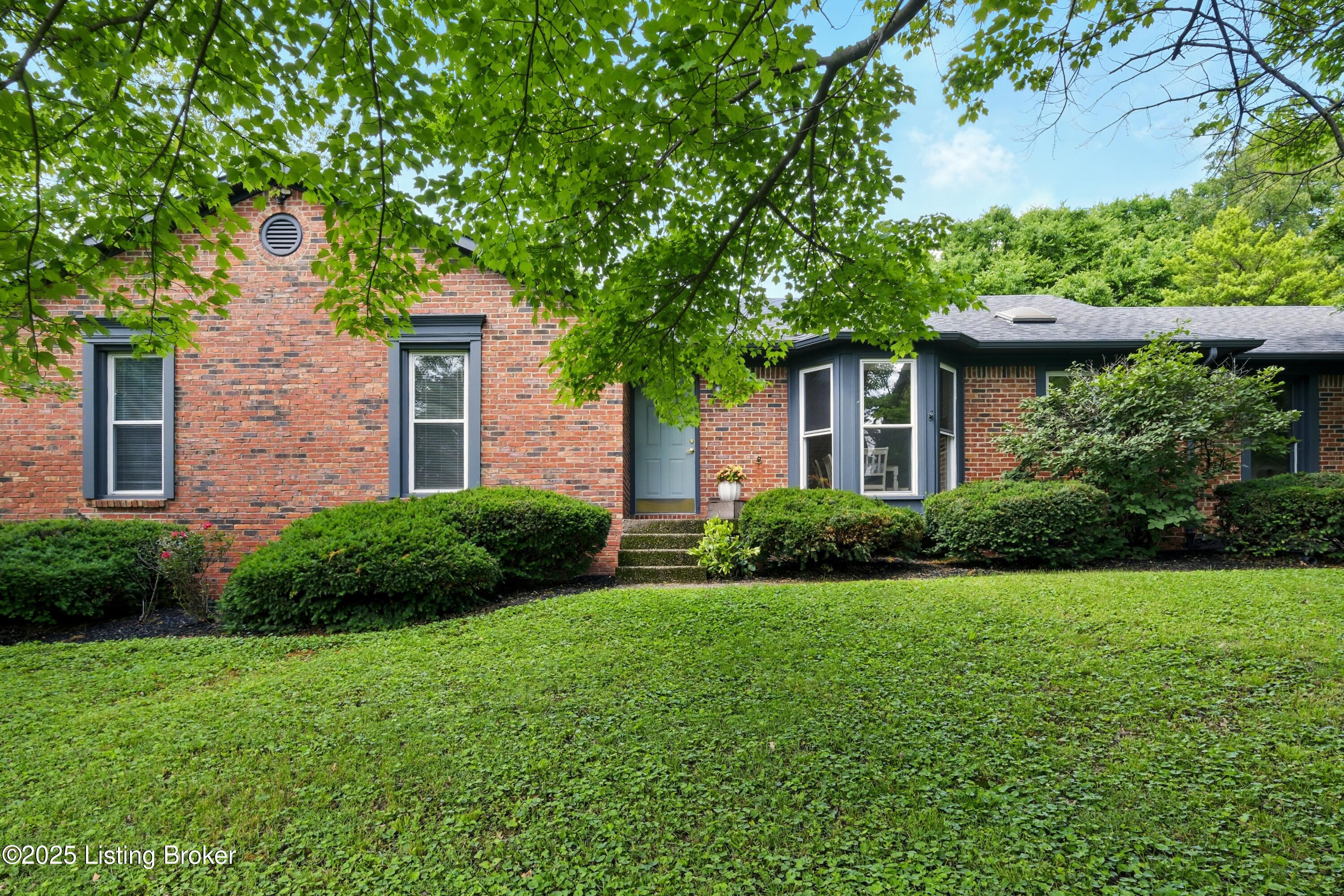4303 Fence Pl, Louisville, Pennsylvania image 1