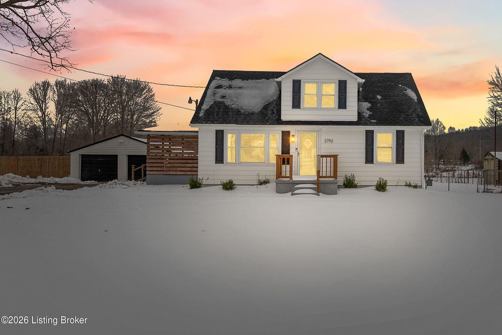 Photo of 2792 W Blue Lick Rd, Shepherdsville, KY 40165 (MLS # 1708488)