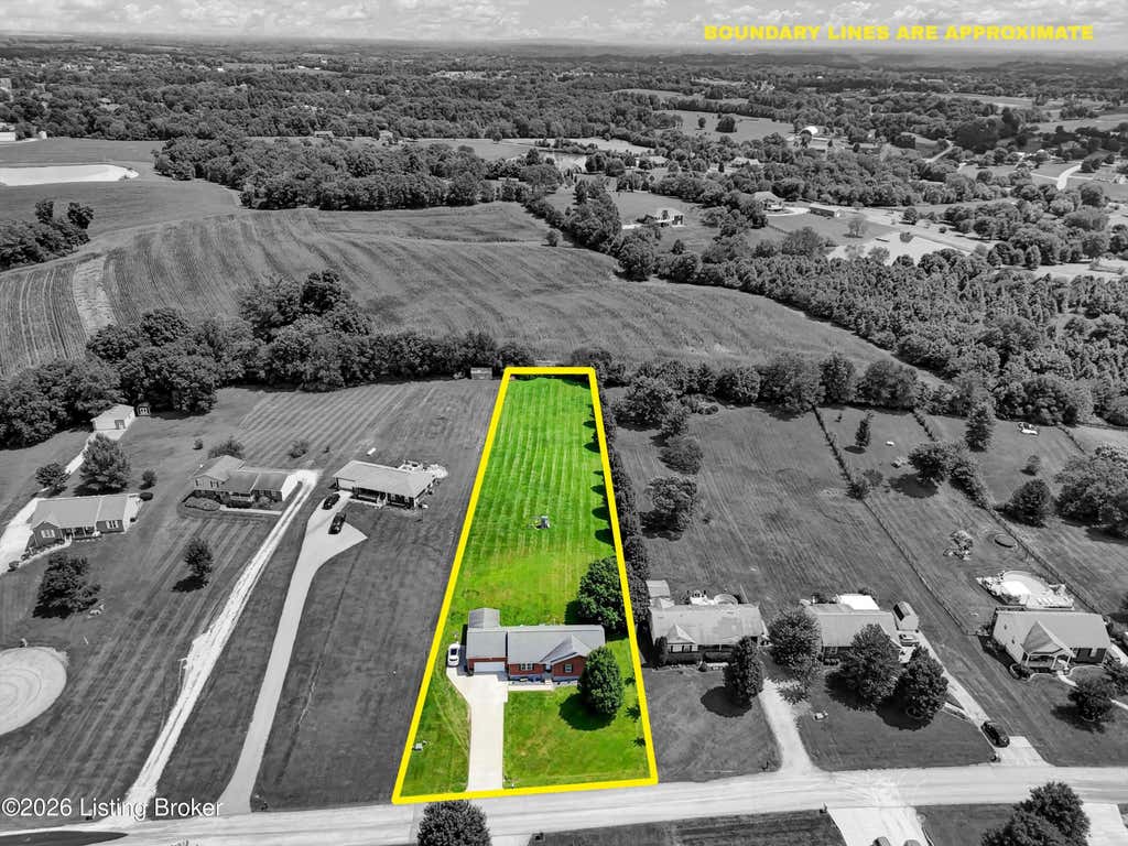 Photo of 193 Ashland Meadows Dr, Taylorsville, KY 40071 (MLS # 1725639)