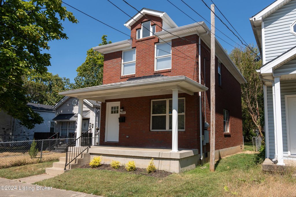 Photo of 2505 Cedar St, Louisville, KY 40212 (MLS # 1712122)