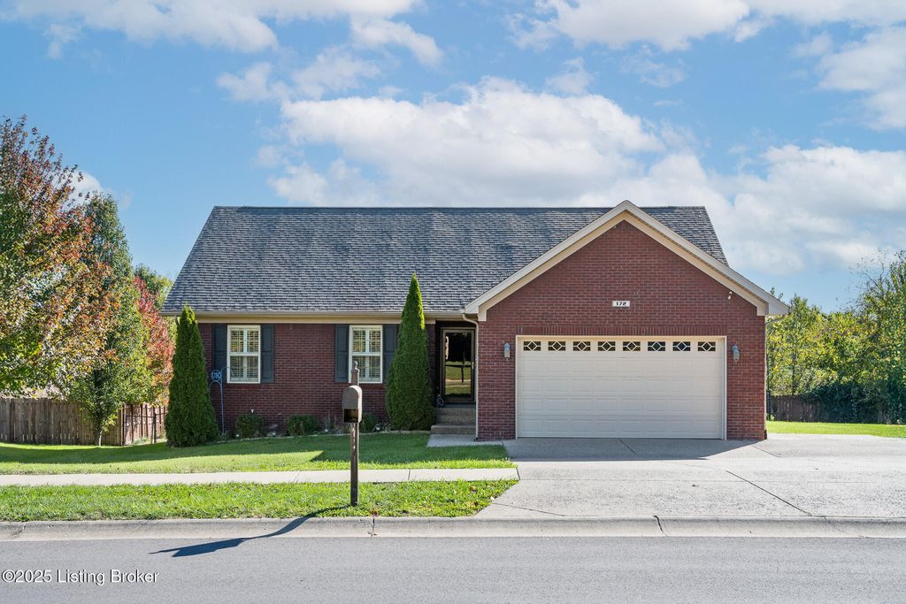 Photo of 172 Benjamin Pl, Mt Washington, KY 40047 (MLS # 1701484)