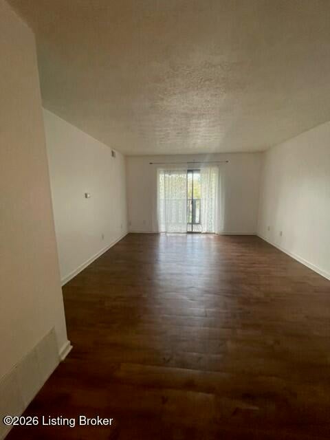 Photo of 3503 Lodge Ln #307, Louisville, KY 40218 (MLS # 1727667)