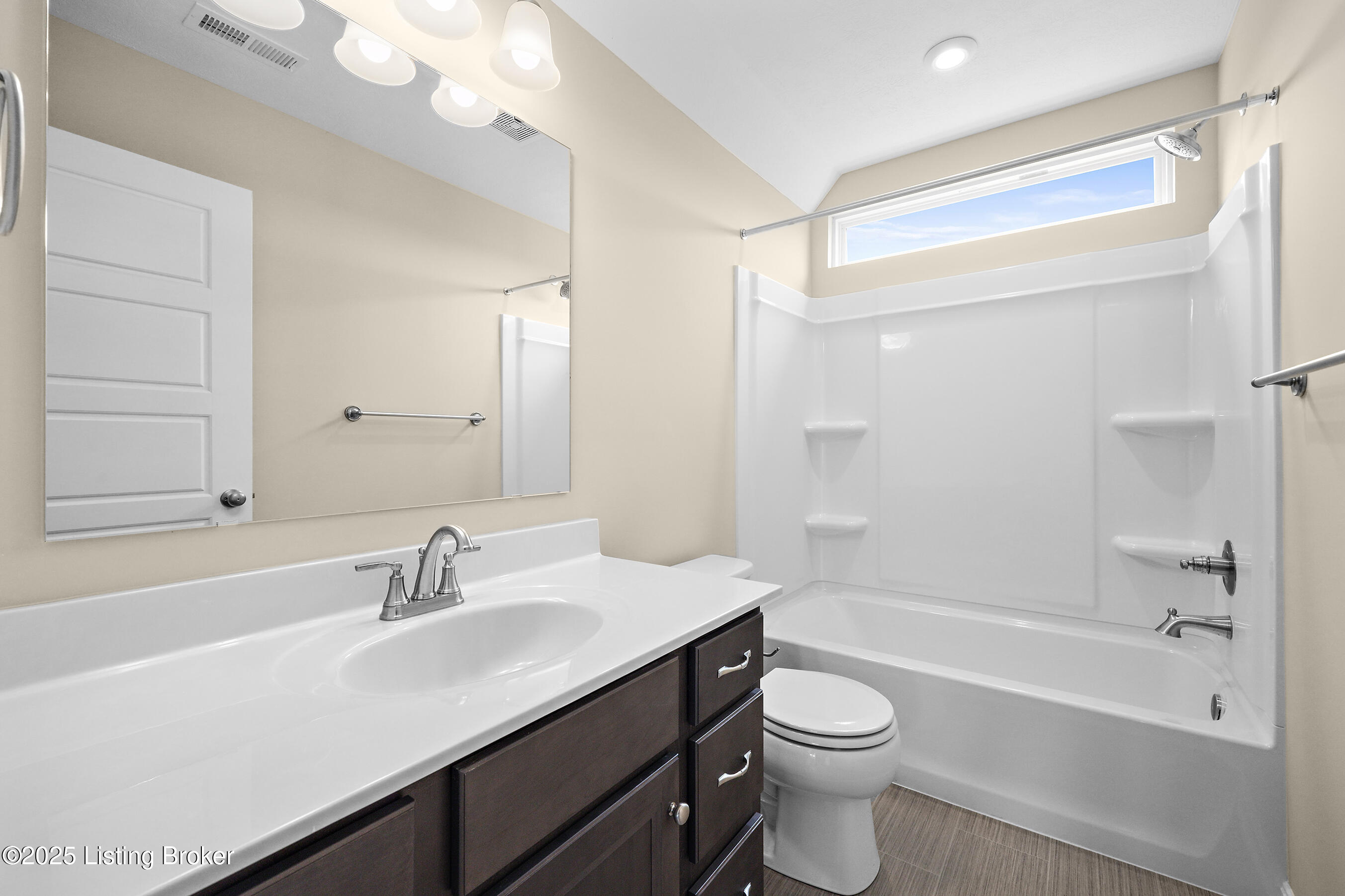 10516 Vista View Dr, Louisville, Pennsylvania image 34