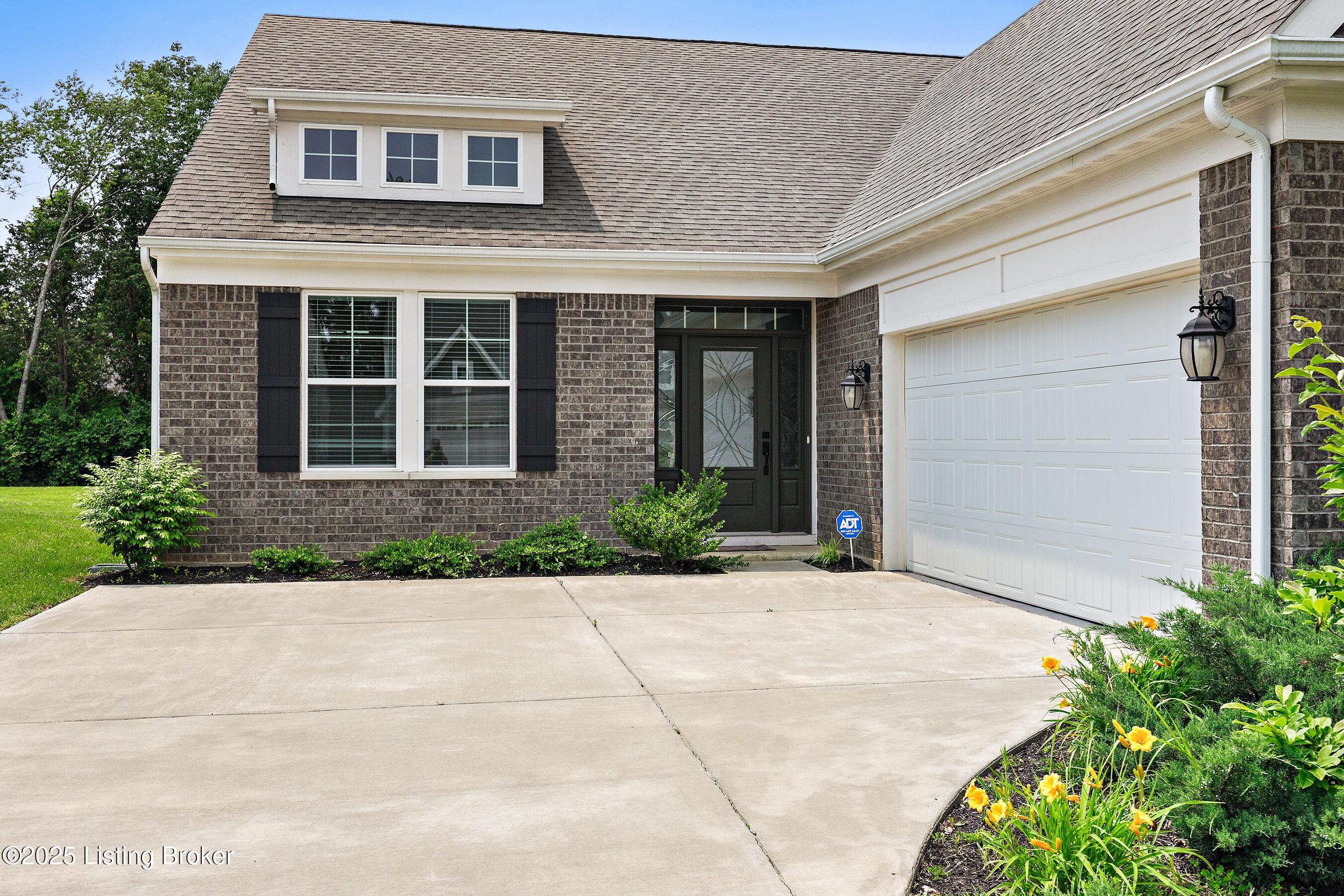 10516 Vista View Dr, Louisville, Pennsylvania image 5