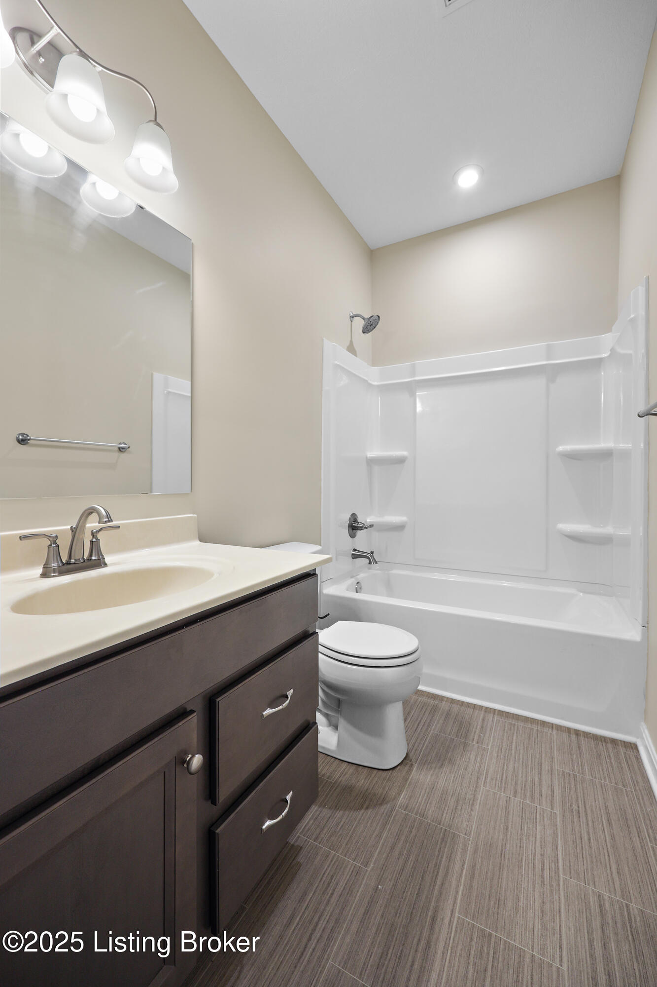 10516 Vista View Dr, Louisville, Pennsylvania image 30