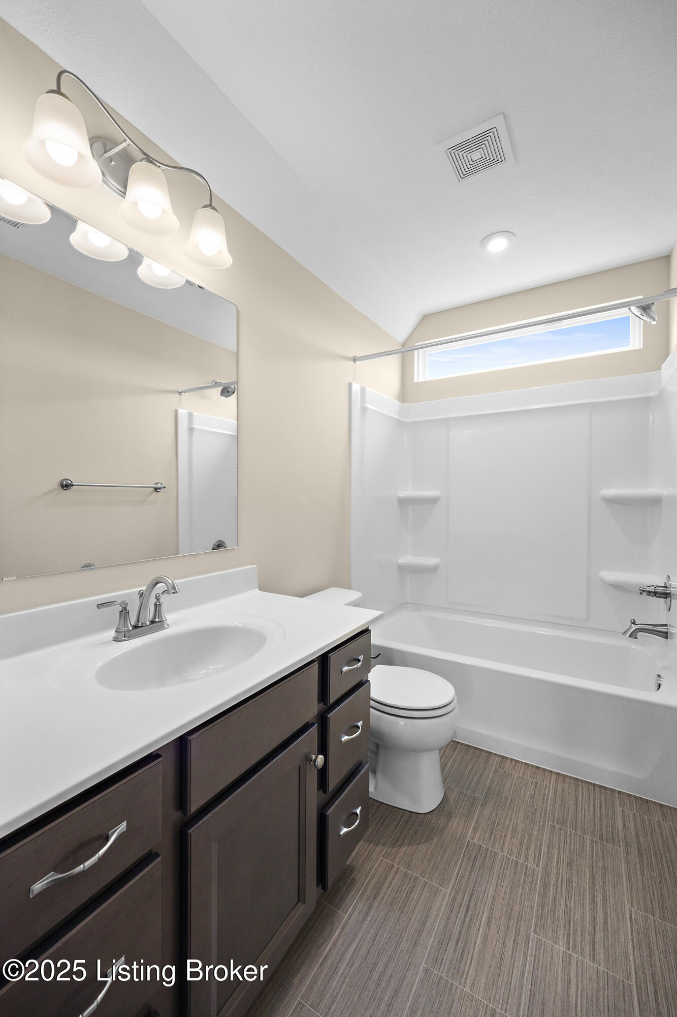 10516 Vista View Dr, Louisville, Pennsylvania image 35