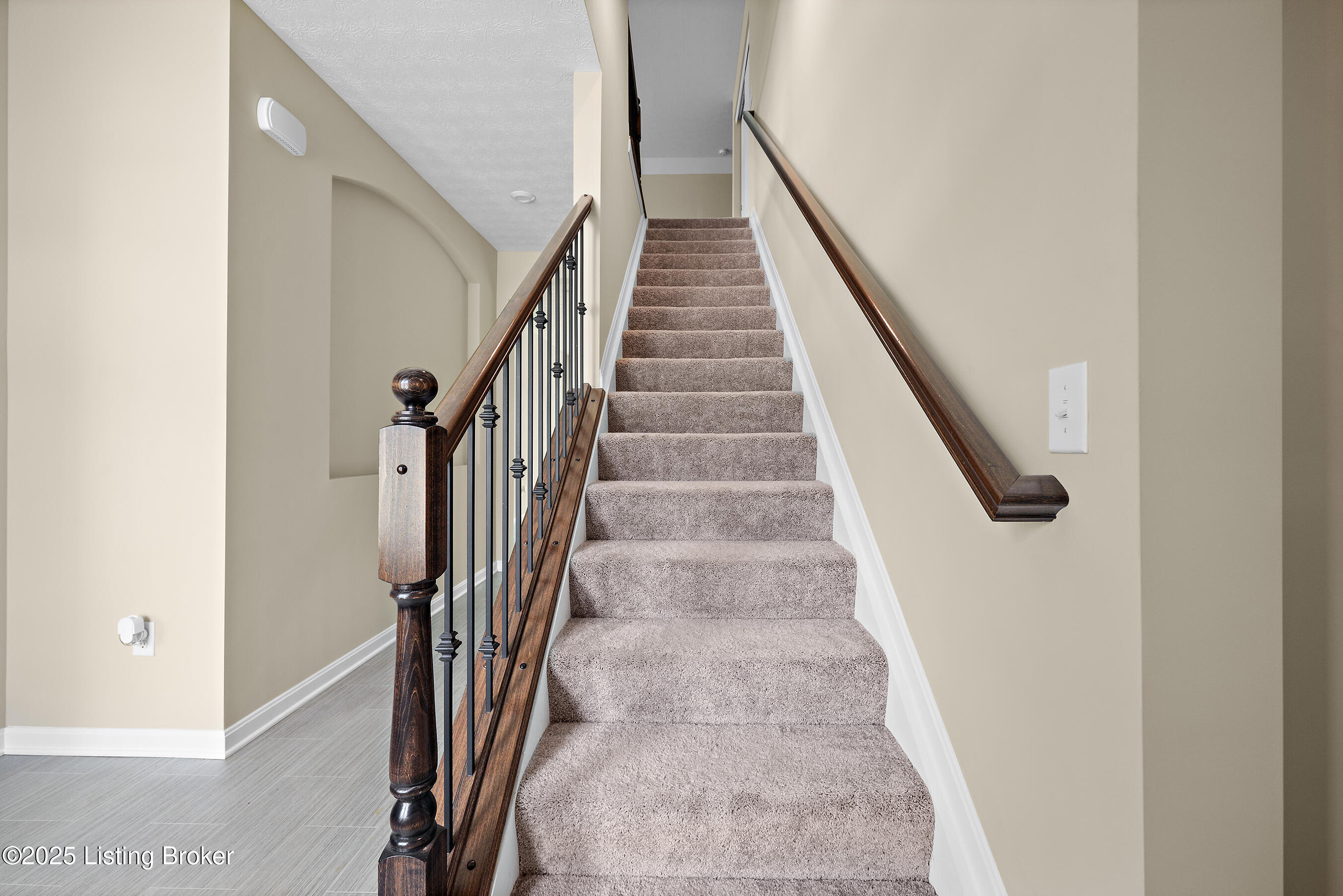 10516 Vista View Dr, Louisville, Pennsylvania image 31