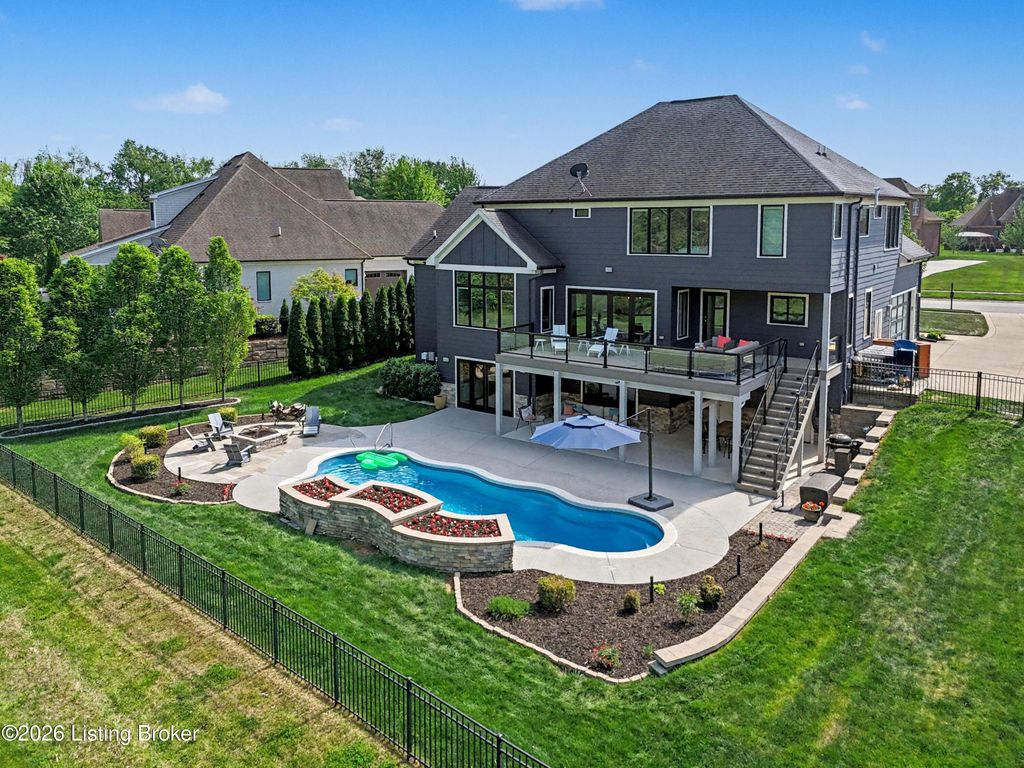 Photo of 6110 Maddox Blvd, Prospect, KY 40059 (MLS # 1714852)