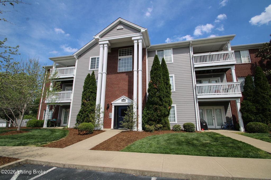 Photo of 6405 Cameron Ln #208, Crestwood, KY 40014 (MLS # 1714205)