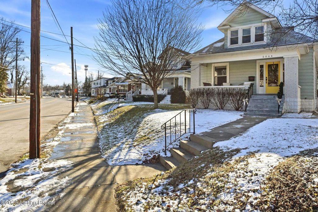 Photo of 2064 S Shelby St, Louisville, KY 40217 (MLS # 1705496)