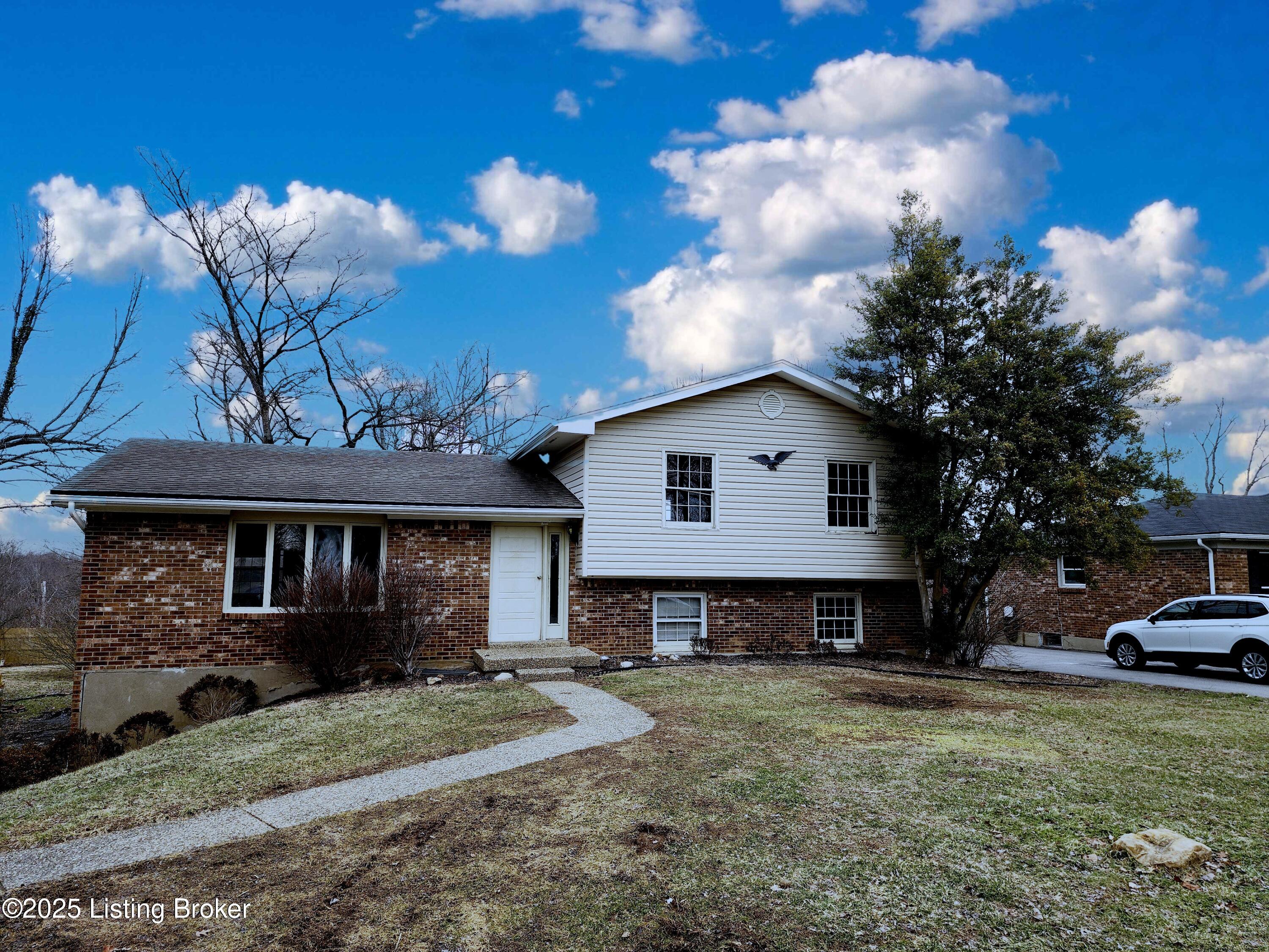 1415 Cedarbrook Rd, Goshen, Kentucky image 2