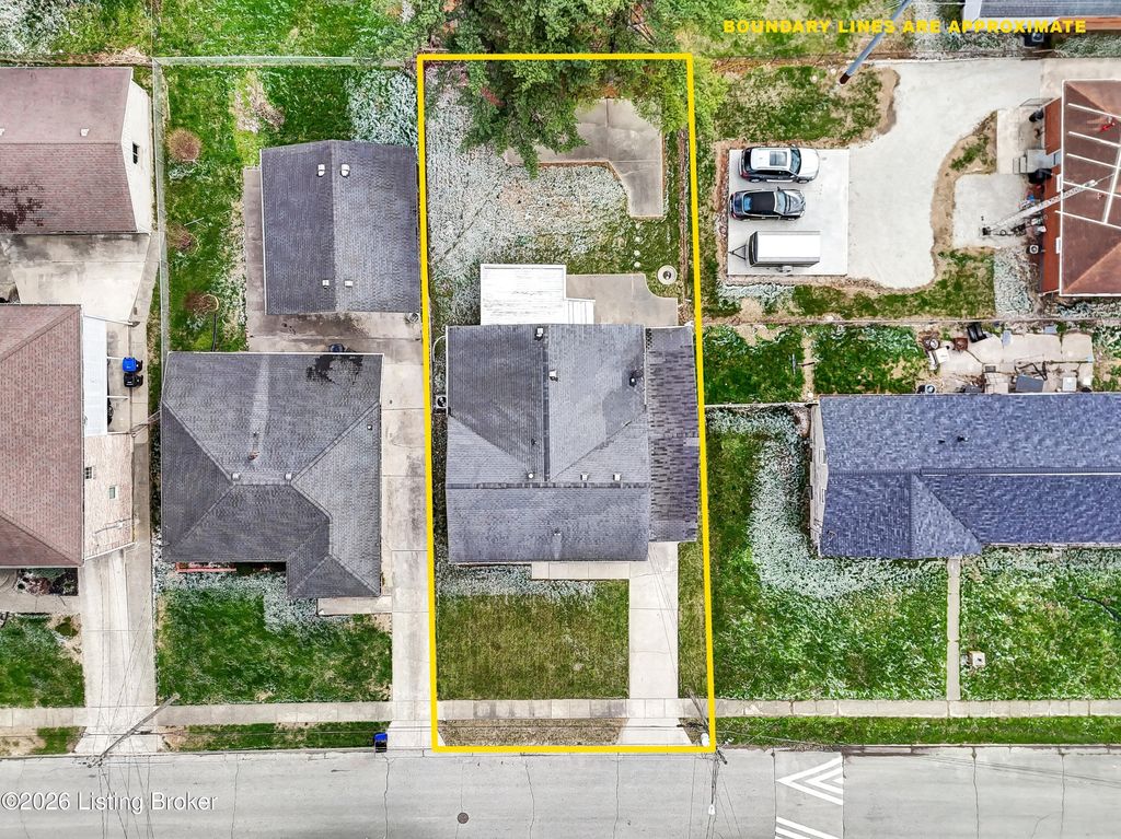 Photo of 2013 Beech St, Louisville, KY 40210 (MLS # 1712106)