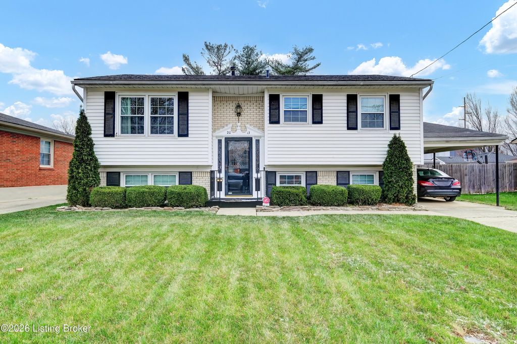 Photo of 2013 Beech St, Louisville, KY 40210 (MLS # 1712106)