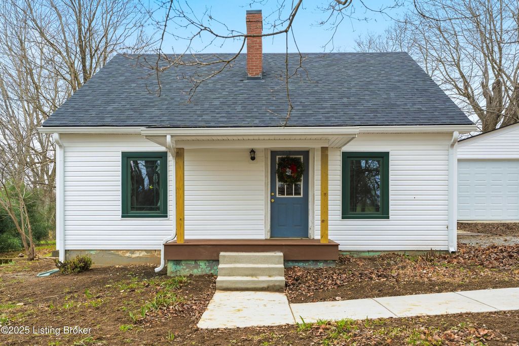 Photo of 6963 Hempridge Rd, Shelbyville, KY 40065 (MLS # 1705247)