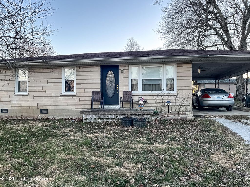 Photo of 407 Millerstown St, Clarkson, KY 42726 (MLS # 1707351)