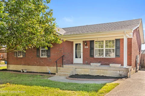 401 Drake Dr, Shepherdsville, KY 40165 - #: 1701605