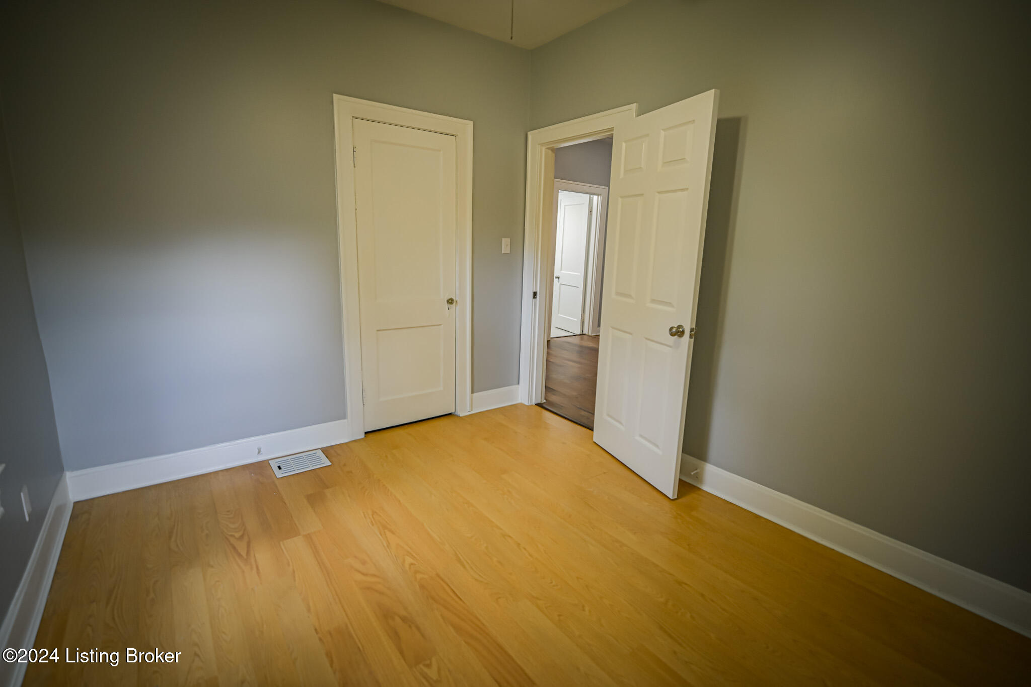 174 6th Ave, Shepherdsville, Kentucky image 12