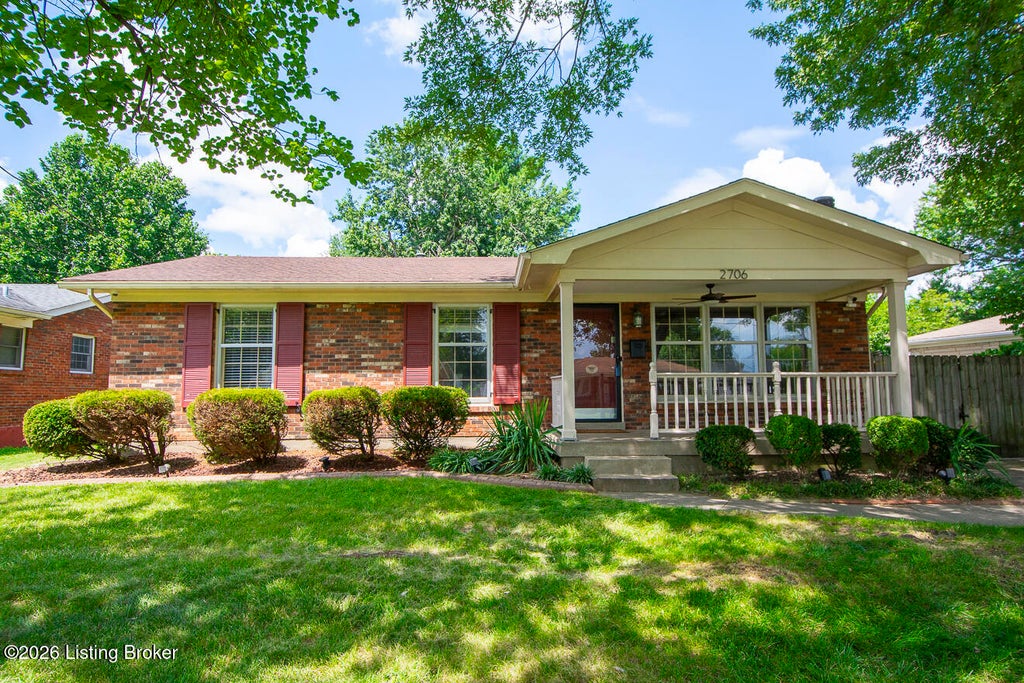 Photo of 2706 Melvin Ct, Louisville, KY 40216 (MLS # 1723595)