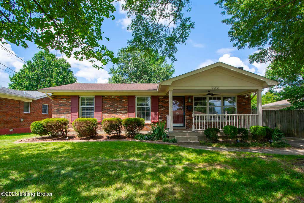 Photo of 2706 Melvin Ct, Louisville, KY 40216 (MLS # 1723595)