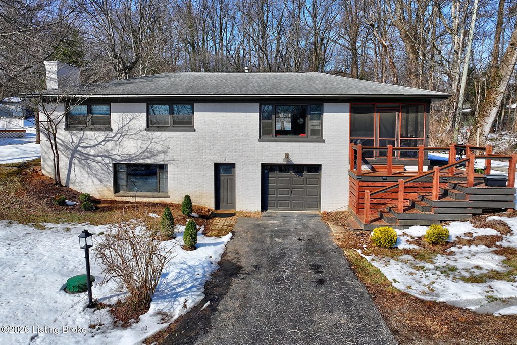 Photo of 416 Cherry Ln, Pewee Valley, KY 40056 (MLS # 1708867)