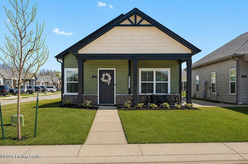 Photo of 831 Rosemary Ln, La Grange, KY 40031 (MLS # 1708008)