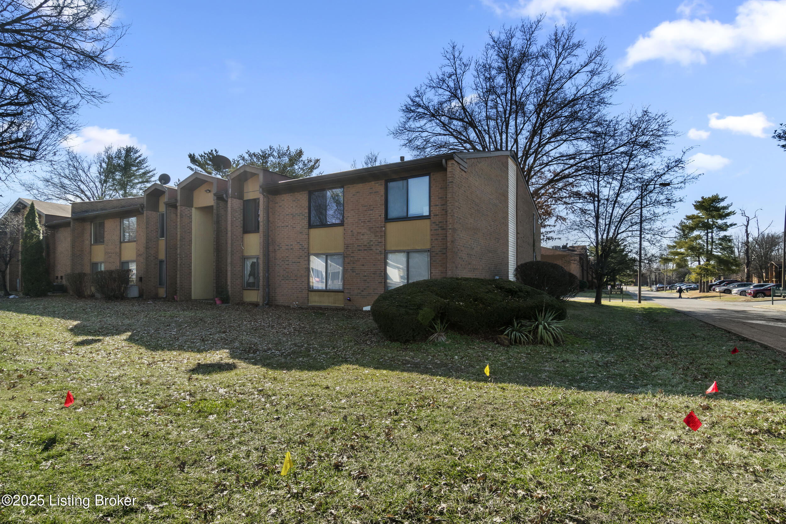 7098 Wildwood Cir #APT 24, Louisville, Kentucky image 23