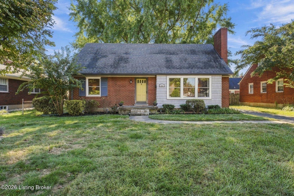Photo of 3532 Hughes Rd, Louisville, KY 40207 (MLS # 1732679)