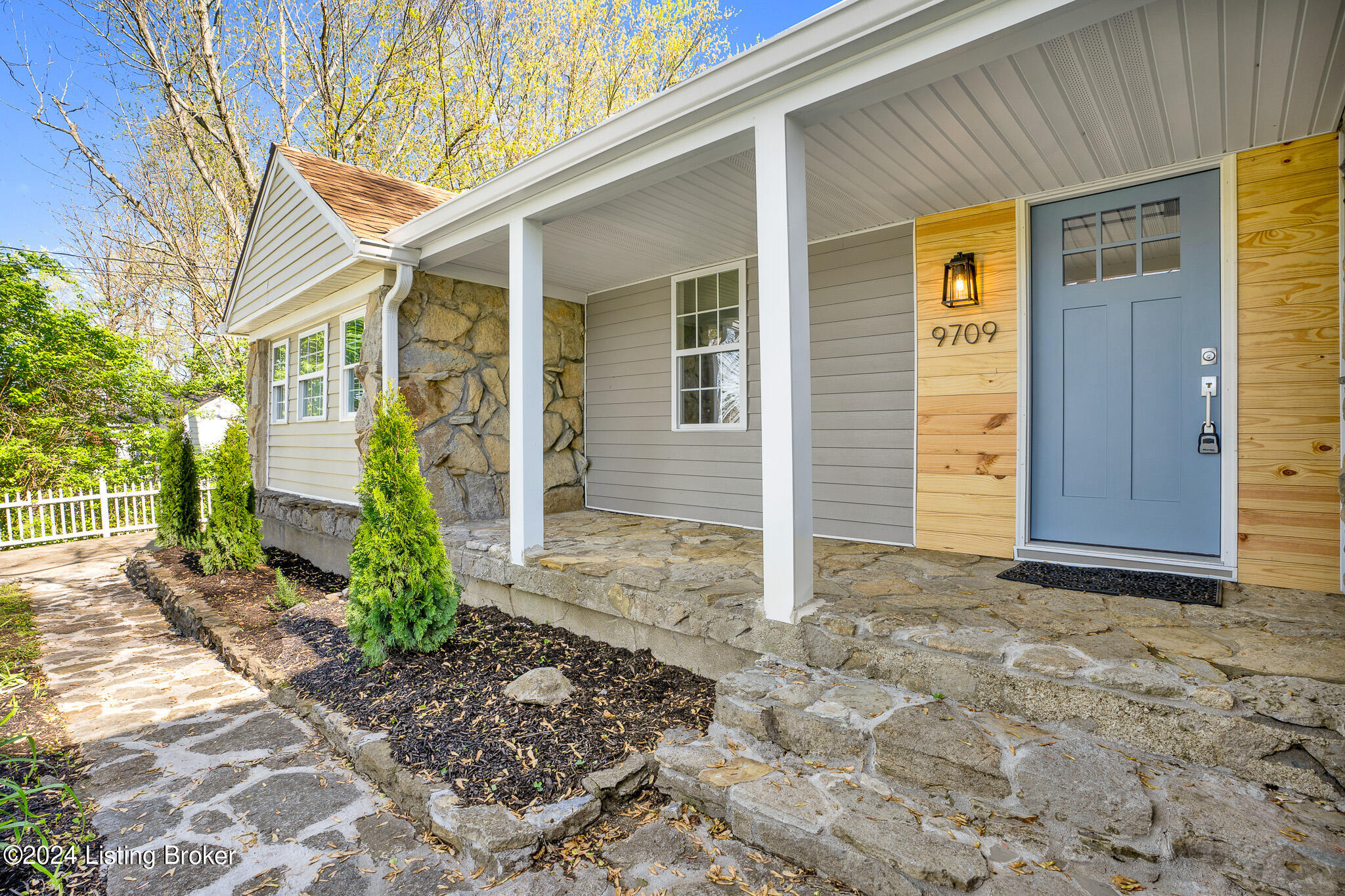 9709 W Manslick Rd, Fairdale, Kentucky image 46