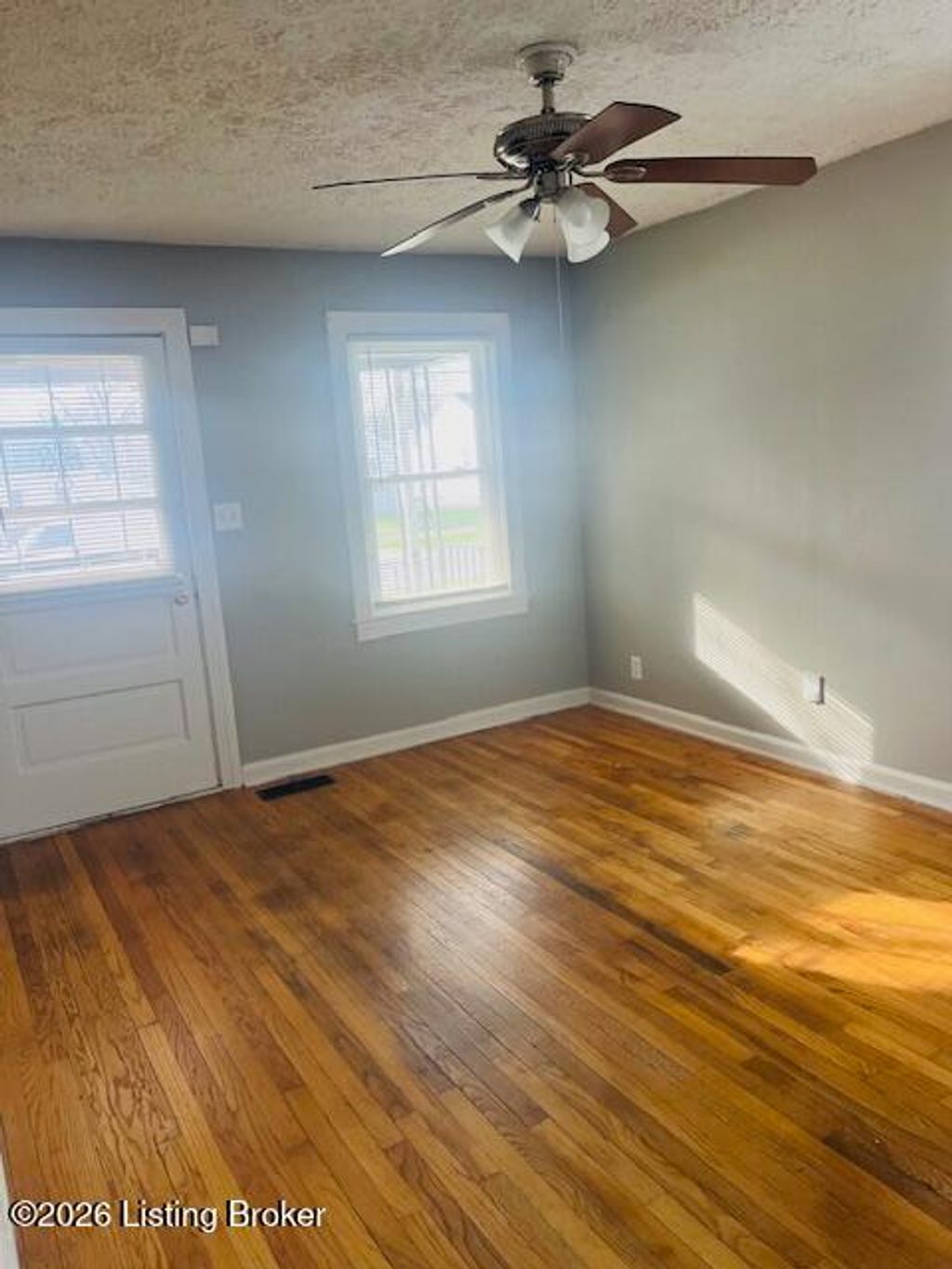 Photo of 717 Gheens Ave, Louisville, KY 40214 (MLS # 1712310)