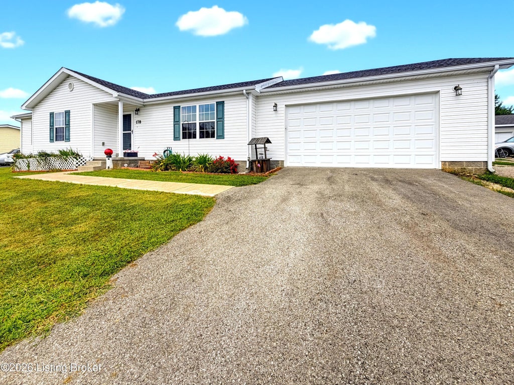 Photo of 178 Casablanca Ct, Cecilia, KY 42724 (MLS # 1727567)